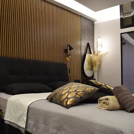 μικρη σουιτα στο κεντρο